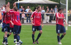 Freude über das 2:0 für den SVE Heessen