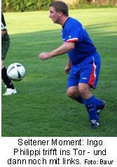 Seltener Moment: Ingo Philippi trifft ins Tor - und dann noch mit links. Foto: Baur 
